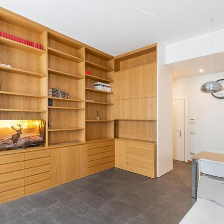 Ferienwohnung Easylife - Elegante Dimora Due Passi Dal Duomo Mailand Exterior foto