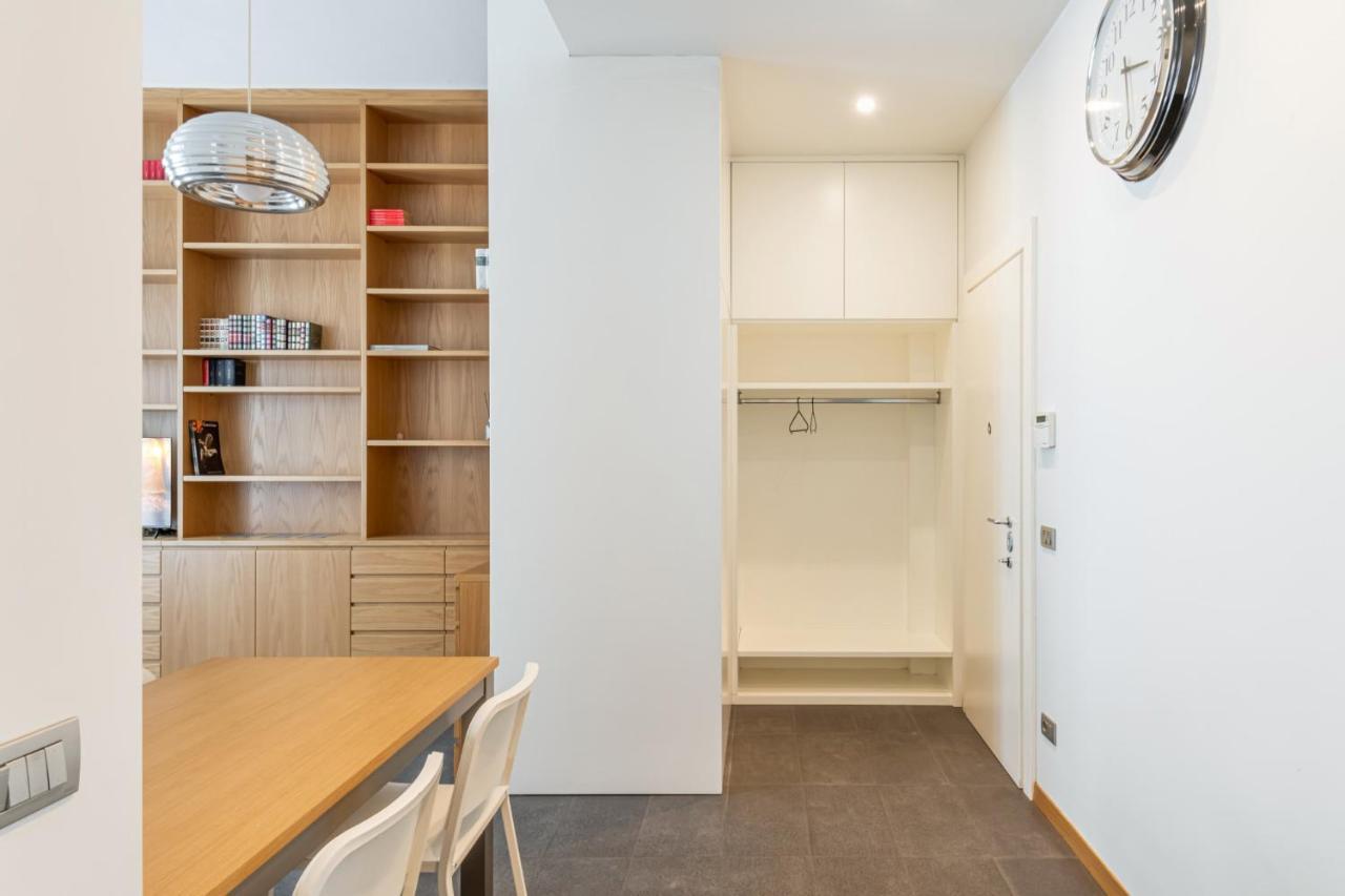 Ferienwohnung Easylife - Elegante Dimora Due Passi Dal Duomo Mailand Exterior foto